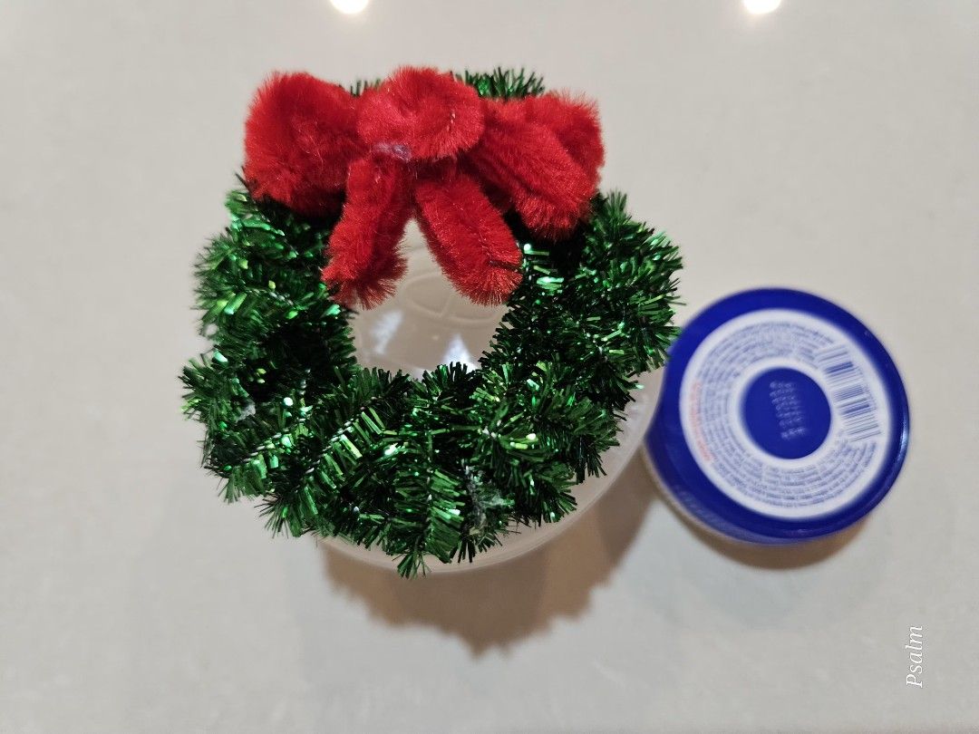 Handmade Christmas decor / keychain (Category: Handmade Craft) located in Adams. Submitted by chicbelikebyamigas (Listing ID 1466042593, Image 2). Description: 3 for 100.