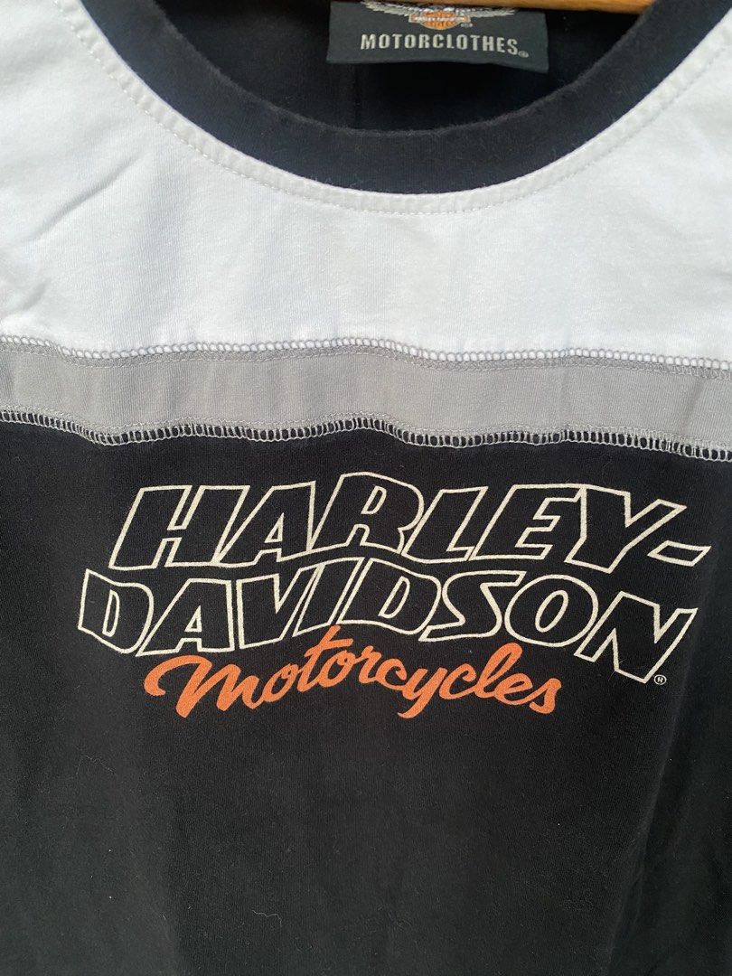 Harley Davidson Tanktop (Category: Tshirts & Polo Shirts ) located in Santa Rosa. Submitted by thriftandwrap.2020 (Listing ID 1466103121, Image 2). Description: •𝑺𝒊𝒛𝒆:Medium •𝑪𝒐𝒏𝒅𝒊𝒕𝒊𝒐𝒏:Excellent •𝑪𝒐𝒍𝒐𝒓 𝒓𝒂𝒕𝒆:9/10 𝗠𝗶𝗻𝗲 350.