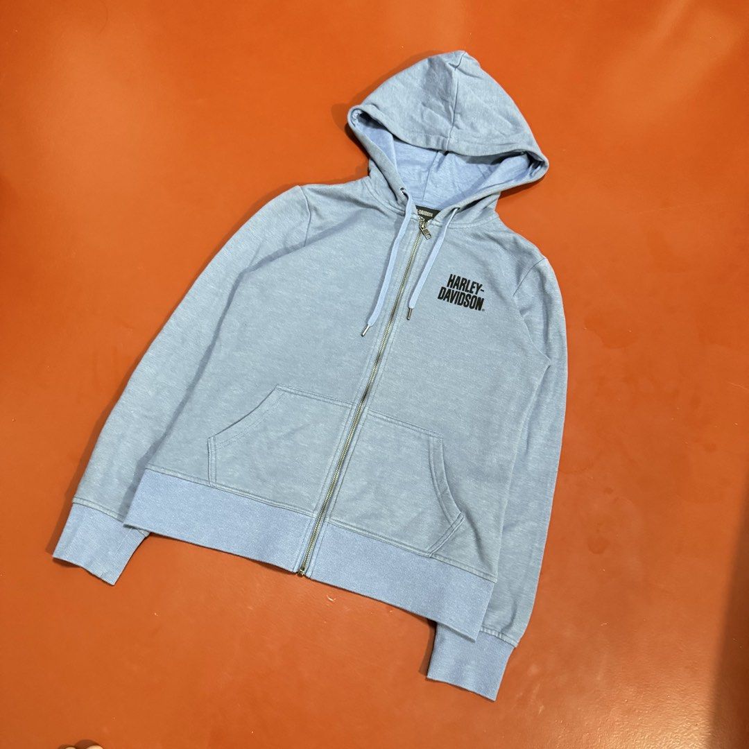 HARLEY DAVIDSON ZIP UP HOODIE (Category: Coats, Jackets and Outerwear) located in Pasig City. Submitted by buzzthrifty (Listing ID 1466108010, Image 2). Description: SIZE S-M 19 24 GOOD AS NEW .
