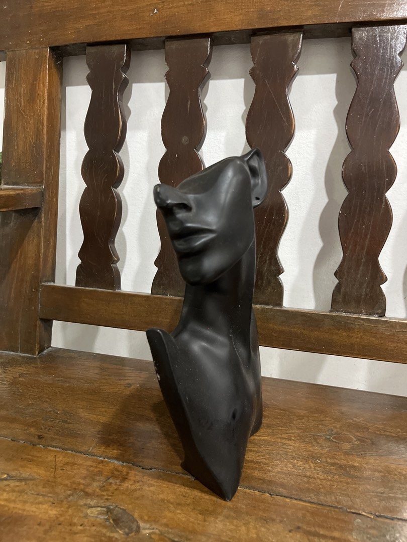 Head Bust Jewelry Display/Home Decor (Category: Other Home Decor) located in Calamba. Submitted by maceyangelie (Listing ID 1466101966, Image 2). Description: .