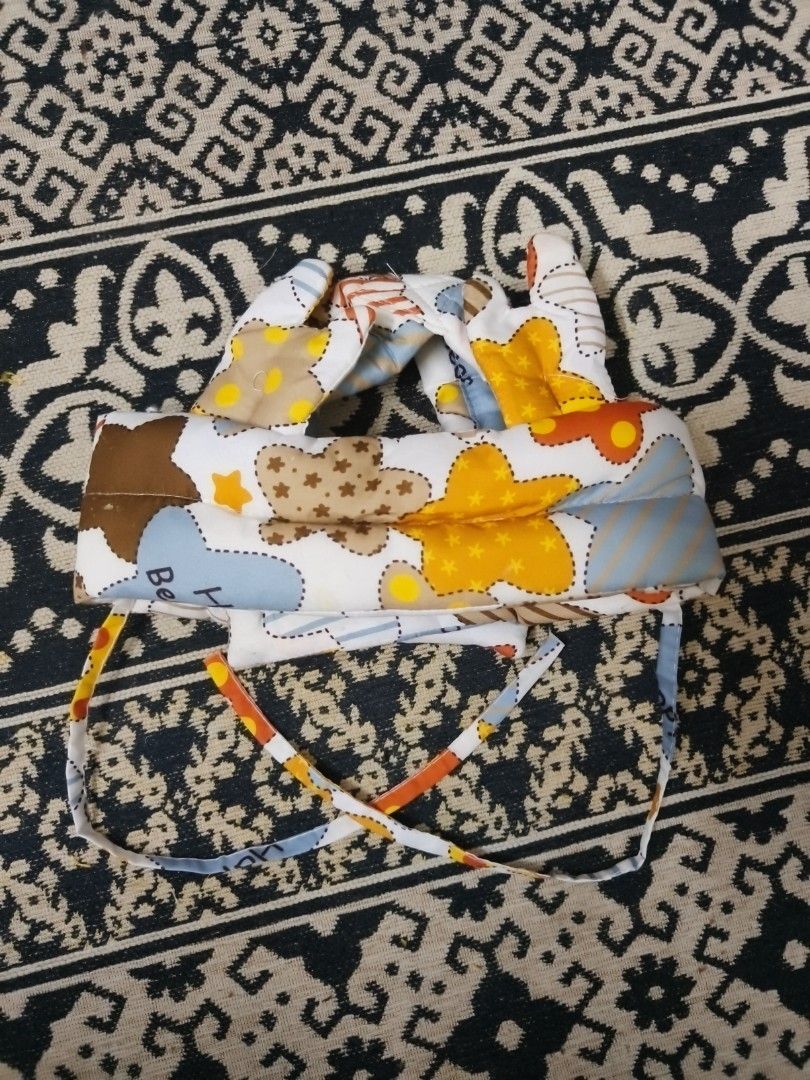 Head Protector (Category: Babies & Kids Fashion) located in Kuala Lumpur. Submitted by imanizzati_malik (Listing ID 1466088205, Image 1). Description: .