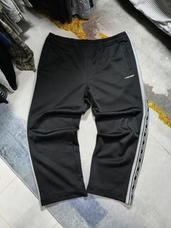 (Category: ) located in . Submitted by thriftzal (Listing ID 1466106360, Image 1). Description: .