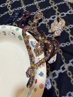 (Category: ) located in . Submitted by luminaadorn (Listing ID 1466078548, Image 1). Description: .