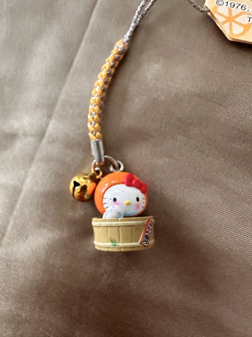 hello kitty gotochi orange onsen keychain (Category: Character Goods) located in Los Banos. Submitted by yoonstar (Listing ID 1466016296, Image 2). Description: ⋆˙⟡please read!✧˖°. ♡from 2005 ♡please note that these charms were produced during the early 2000s so there might be dust and stains (but are removable.) thank you and happy shopping! ^_^.