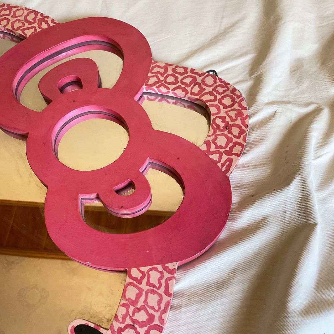 Hello Kitty Head Big Wall Mirror (Category: Mirrors) located in Manila. Submitted by nc.pantone (Listing ID 1465997391, Image 2). Description: Minimal flaws and needs wiping 24x21 inches For lalamove delivery or pick up only. Location is north caloocan.