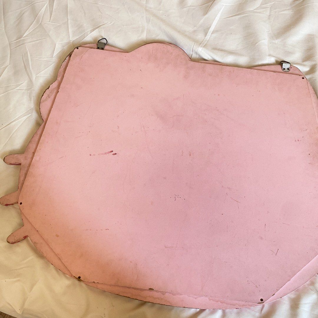 Hello Kitty Head Big Wall Mirror (Category: Mirrors) located in Manila. Submitted by nc.pantone (Listing ID 1465997391, Image 3). Description: Minimal flaws and needs wiping 24x21 inches For lalamove delivery or pick up only. Location is north caloocan.