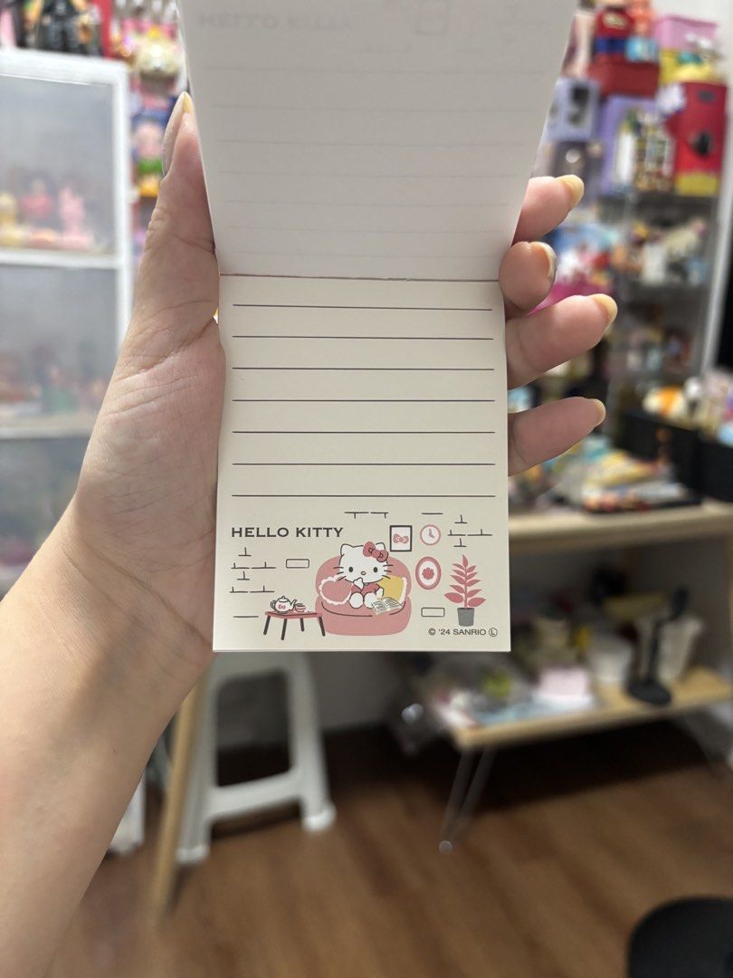 Hello Kitty Memo Pad (Category: Stationery & School Supplies) located in Caloocan City. Submitted by meowietrinkets (Listing ID 1466099494, Image 2). Description: .