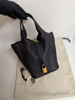 （分類：）位於 。 由 luxurybag_station 提交（商品編號 1466100588，圖片 1）。簡介： 。