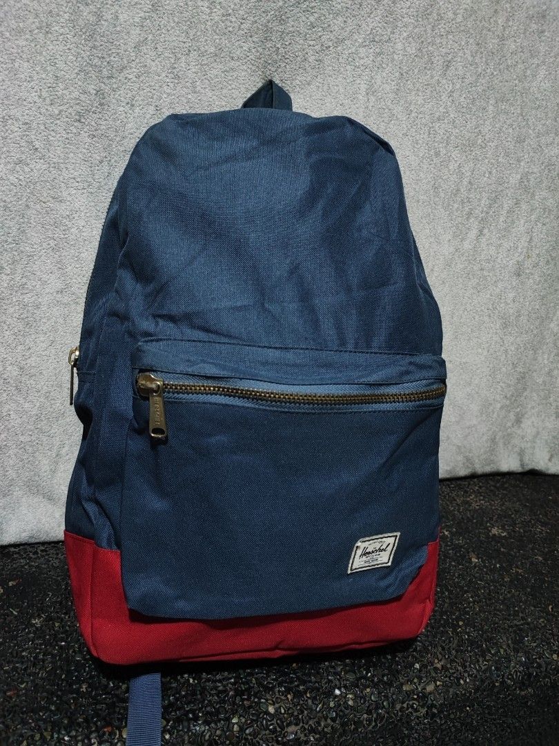 Herschel Supply Co. Backpack (Category: Backpacks) located in Baguio. Submitted by jayrgijc52758 (Listing ID 1466123518, Image 1). Description: Herschel backpack 22L In very good condition 850.