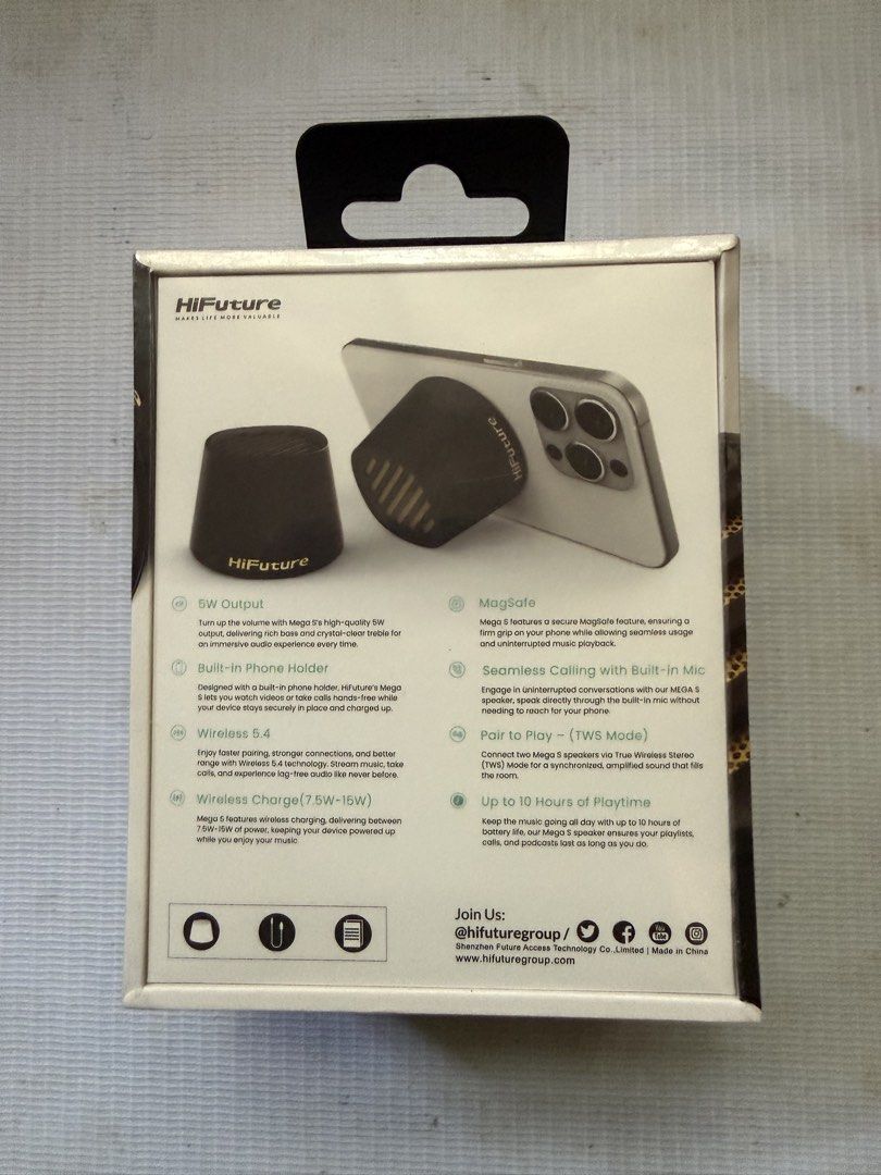 HI FUTURE -Mega S Charger Speaker (Category: Portable Audio Accessories) located in Imus. Submitted by silentfire-353921 (Listing ID 1465966265, Image 3). Description: - Brand/Model: HiFuture Mega S Charger Speaker - Color: Black - Features 5W speaker output with rich bass and clear treble - MagSafe compatible with 7.5W-15W fast wireless charging - Built-in phone holder for hands-free viewing and calls - Wireless 5.4 connectivity for stable pairi