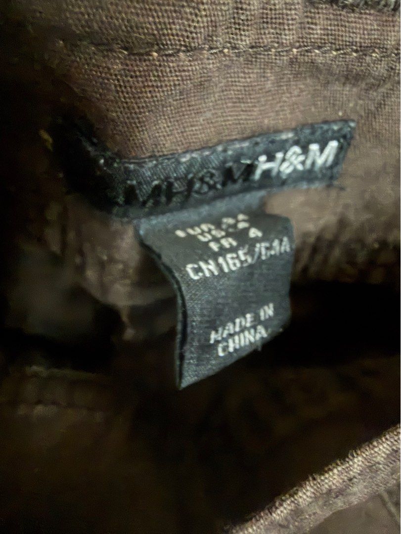 H&M brown shorts (Category: Shorts) located in Manila. Submitted by thekidshop (Listing ID 1466076526, Image 2). Description: .