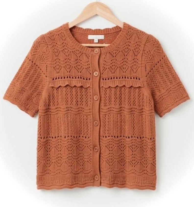 H&M Knitted Cotton tops (Category: Shirts) located in Quezon City. Submitted by panapton.ph (Listing ID 1465130087, Image 2). Description: -FLASH SALE ONLY 500 - Brandnew Cotton Tops - Brand H&M -Sizes fits 34 up to 44bust -Actual item post -Color Rust ​Material: 100% soft cotton.