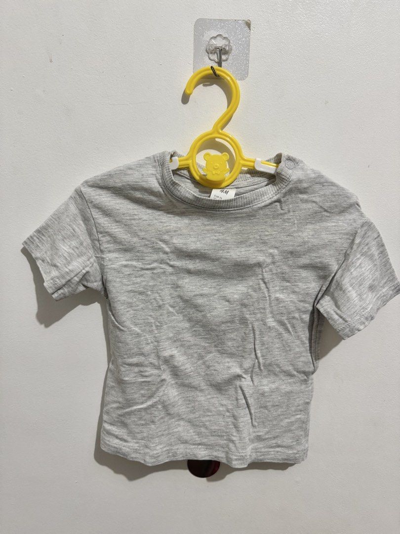 H&M Shirts | 6-9 mos (Category: Babies & Kids Fashion) located in Bacolod City. Submitted by globalbudolfinds.ph (Listing ID 1466042693, Image 1). Description: Fits up to 1Y. ₱350 set.