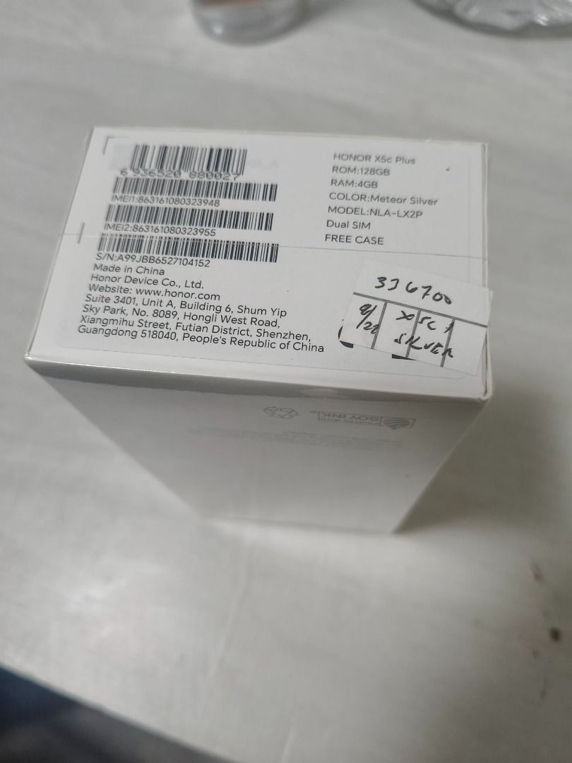 Honor X5c Plus (Category: Huawei) located in Paranaque City. Submitted by cai_ars (Listing ID 1466146955, Image 1). Description: - Brand: Honor - Model: X5c Plus (NLA-LX2P) - Color: Meteor Silver - Storage: 128GB ROM / 4GB RAM - Battery: 5260mAh long-lasting battery - Features: Dual SIM capability - Inclusions: Free phone case included in the box - Condition: Brand new, sealed packaging.