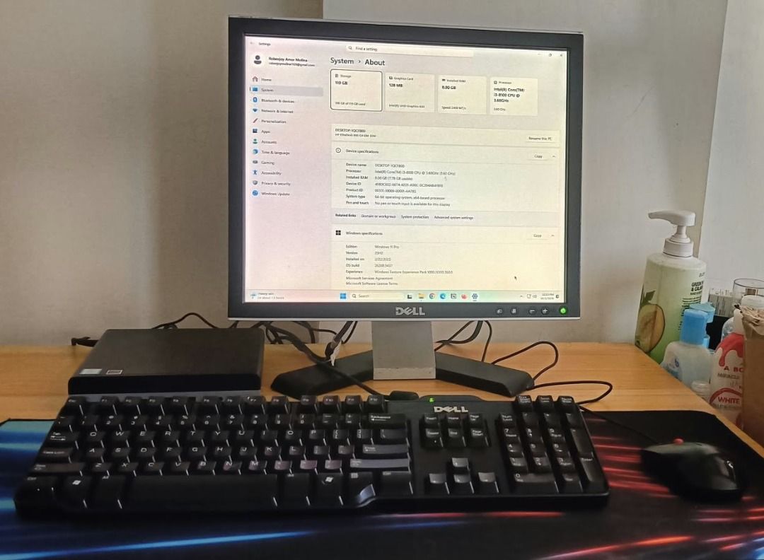 HP EliteDesk Mini PC | Complete Desktop Set (Negotiable) (Category: Desktops) located in Quezon City. Submitted by robeemolina0211 (Listing ID 1465993755, Image 1). Description: Selling my HP EliteDesk Mini desktop set, good for work from home, office work, online classes, browsing, and everyday use. 💻 HP EliteDesk Mini Intel Core i3-8100 8th Generation 3.60 GHz 8GB RAM 64-bit Windows Intel UHD Graphics 630 🖥️ Dell Monitor 17" Dell LCD Monitor 