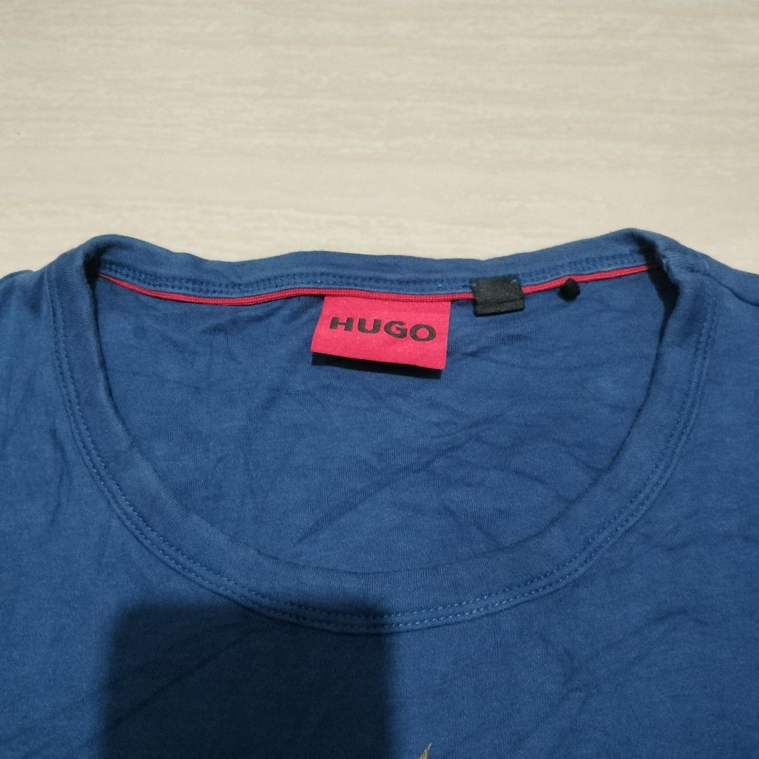 HUGO BOSS SHIRT (Category: Tshirts & Polo Shirts ) located in Sariaya. Submitted by social_animalz (Listing ID 1466121380, Image 2). Description: 24 x 27.5 with crack sa hugo sa may hem shipping fee is not included.