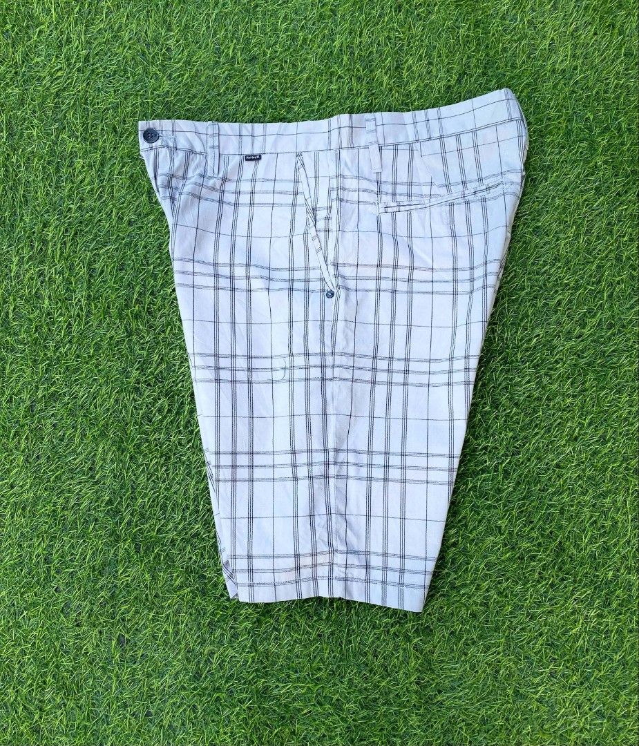 Hurley Mens Short (Category: Shorts) located in Bacolod City. Submitted by belleza_030299 (Listing ID 1465963366, Image 2). Description: As new Condition No issue 32 on tag fit 34 crispy good condi.