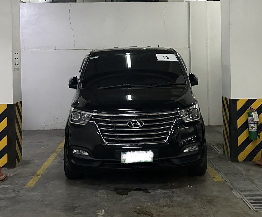 Hyundai Grand Starex HVX Auto (Category: Used Cars) located in Pasig City. Submitted by selosaph (Listing ID 1465982571, Image 2). Description: 2012 model 2020 facelift HVX variant Very well maintained RUSH SALE.