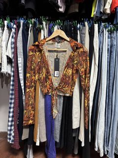 (Category: ) located in . Submitted by isabelasthriftclothes (Listing ID 1466092084, Image 1). Description: .
