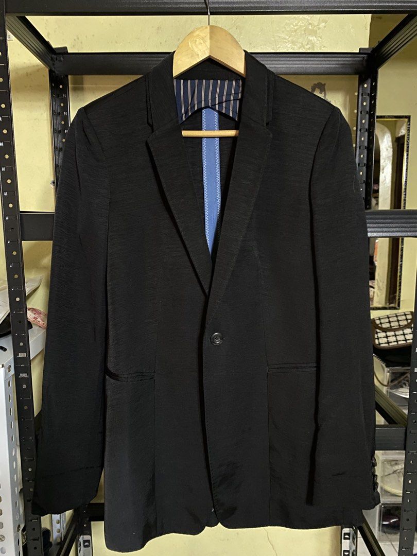 Initial Blazer Jacket (Category: Formal Shirts) located in San Jose. Submitted by shady.archives (Listing ID 1466095271, Image 1). Description: Medium 18.5 x 29 Like new .