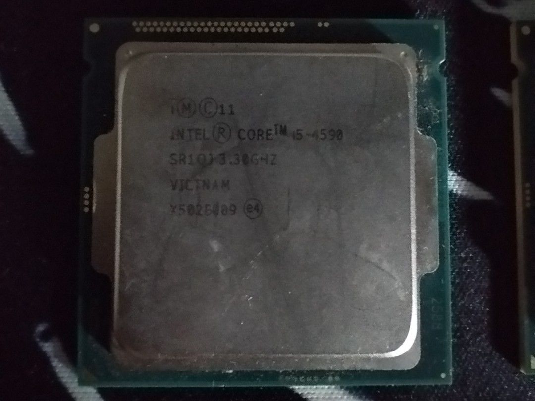 Intel Core i5-4590 Processor (LGA 1150 / 4th Gen) - Loose / Tray Type (Category: Desktops) located in Manila. Submitted by jeysi.naharusab (Listing ID 1466060885, Image 2). Description: Intel Core i5-4590 Processor (2 pieces) ₱800 per piece ₱1,200 both Specifications: • Cores / Threads: 4 Cores / 4 Threads • Base Clock: 3.30 GHz (Max Turbo up to 3.70 GHz) • Socket Compatibility: LGA 1150 (H81, B85, H97, Z97 motherboards) IMPORTANT CONDITIONS (PLE