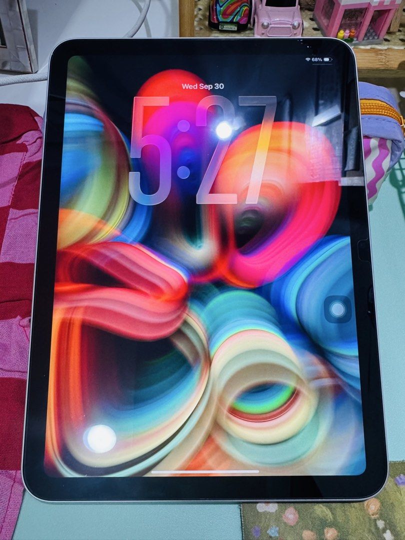 iPad 11th Gen A16 128gb Silver 🩶✨ (Category: iPad) located in Valenzuela. Submitted by aasprelovedcorner (Listing ID 1466133218, Image 1). Description: 97% Battery Health 🔋 Only 80 Cycle Count Smooth condition No repair history No dents, no issues & fully functional 🍎 Inclusions: unit, tempered, pencil, replacement charging cable 📍 Valenzuela City (Meet-up only) 📩 PM for sure buyers .