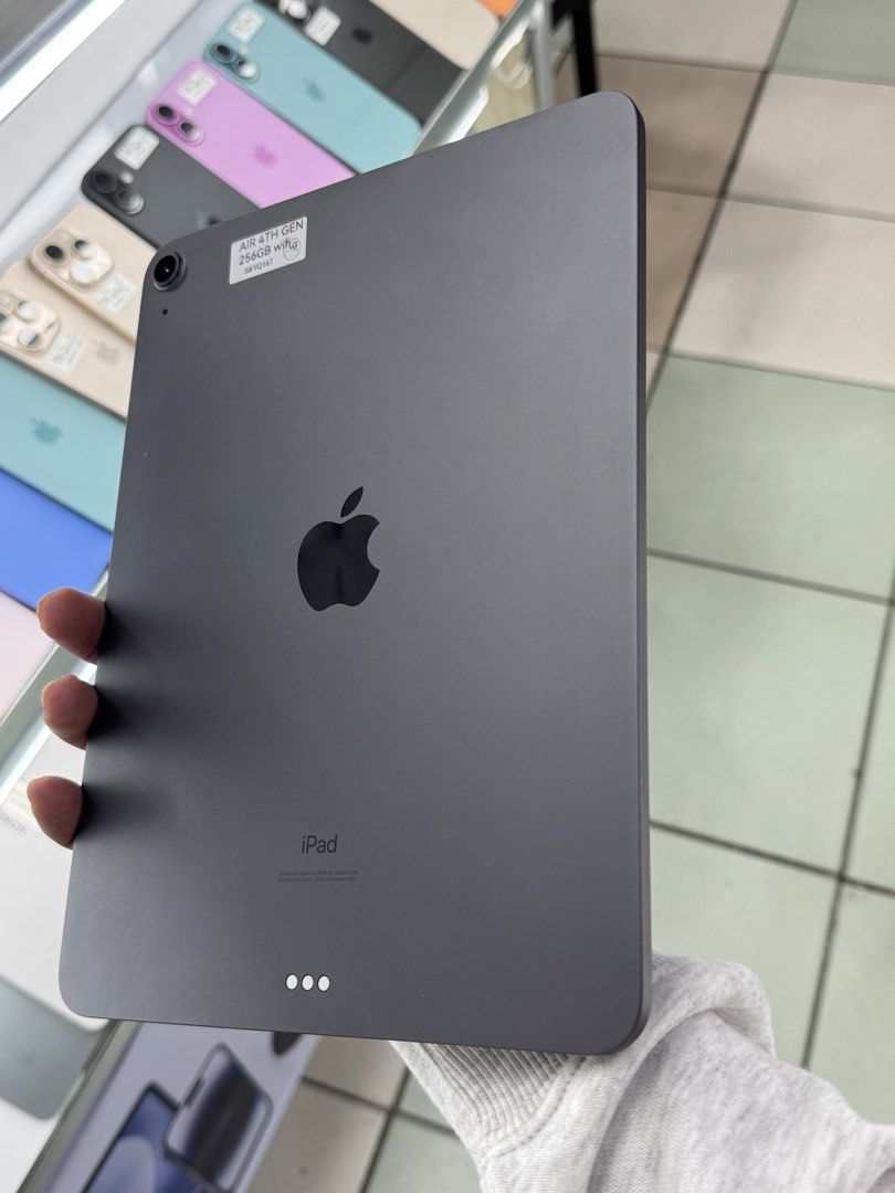 iPad Air 4th Gen 256GB WIFI (Category: iPad) located in Manila. Submitted by ram-gadget-shop (Listing ID 1465977862, Image 3). Description: 📍 GREENHILLS SHOPPING CENTER 🔥 RUSH RUSH RUSH SALE! 🔥 📱 iPHONES & ANDROID PHONES FOR SALE & SWAPPING! ✨ ✅ Smooth & Fast Performance ✅ Slightly Used / Well-Maintained Units ✅ Reset to Factory Settings ✅ No Hidden Issues ✅ Free Unit Checking ✅ With Warranty 🎁 FREEBIES INCLUDED: ✅ Phone Case ✅ Charger 🚚 DE