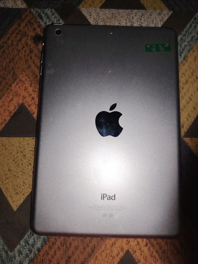 Ipad mini 2 (Category: iPad) located in Kuala Lumpur. Submitted by azman_khairul12 (Listing ID 1466083107, Image 3). Description: Barang mantap belaka boleh nego srs buyer sahaja.