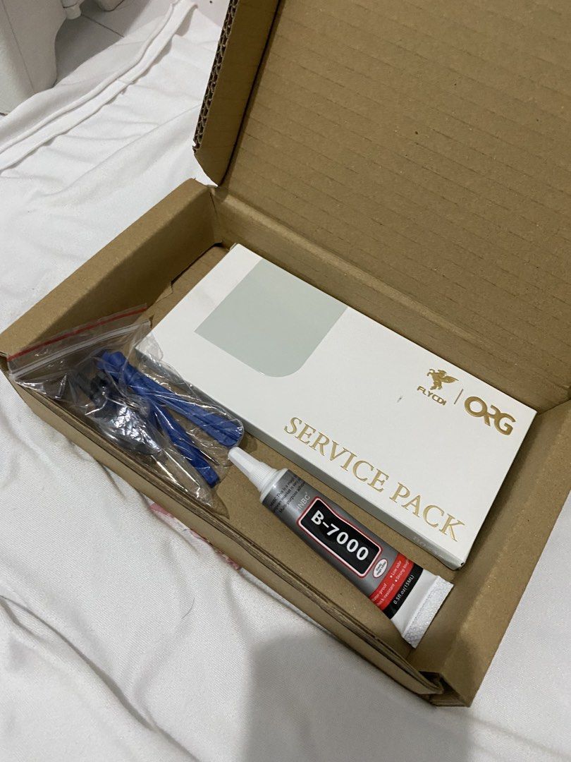iphone 11 promax LCD (Category: Other Mobile & Gadget Accessories) located in Urdaneta. Submitted by warmfox-af5aa2 (Listing ID 1466104452, Image 1). Description: - Compatible Model: iPhone 11 Pro Max - Complete repair package including LCD display assembly, B-7000 glue, and opening tools - Comes in original service pack packaging - High quality replacement screen for broken or unresponsive displays RFS: Ordered wrong item Payment first via gcash