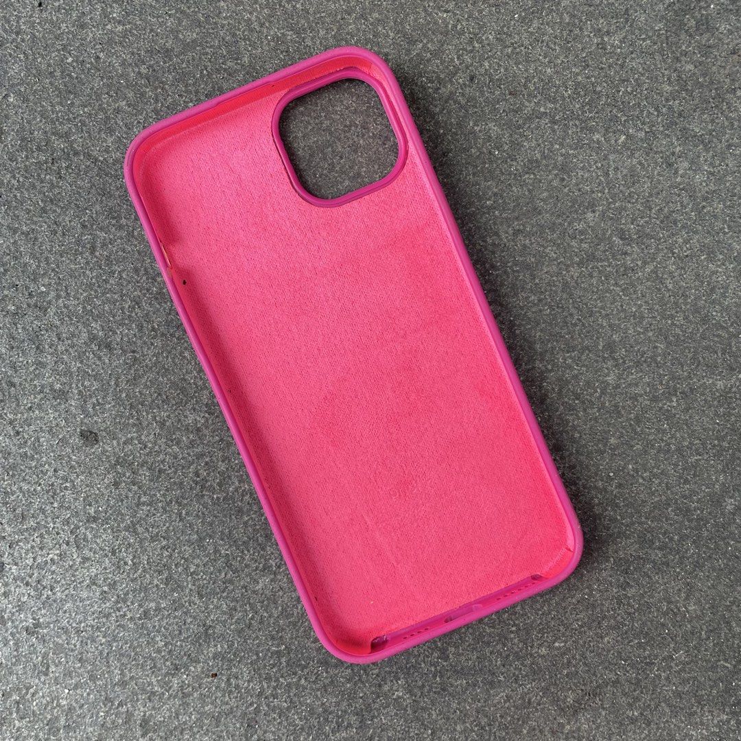 IPHONE 14+ PINK FUSCHIA (Category: Cases & Sleeves) located in Mandaluyong City. Submitted by summahtohdaymnl (Listing ID 1465997396, Image 2). Description: USED ONLY ONCE.