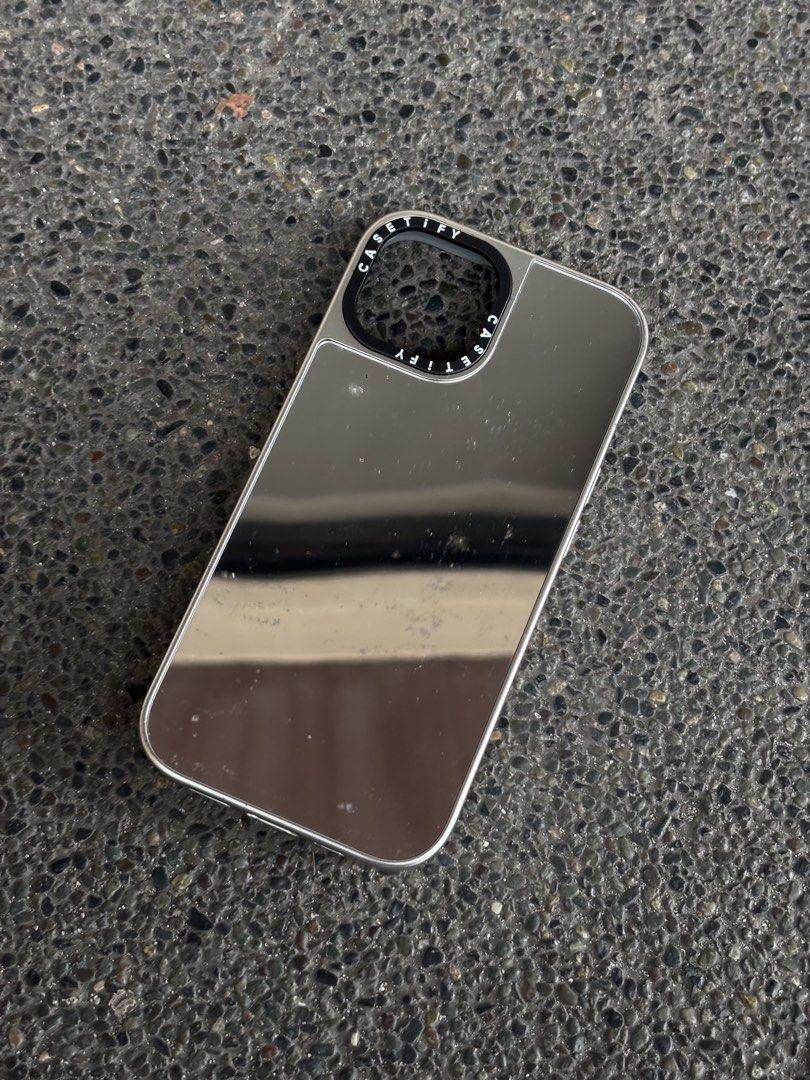 iPhone 15 Mirror Case (Category: Cases & Sleeves) located in Quezon City. Submitted by jeff.declutters (Listing ID 1465991400, Image 1). Description: iPhone 15 Case only ➜ Lightly used; minimal flaws ➜ Magsafe compatible ➜ Full covered sides.
