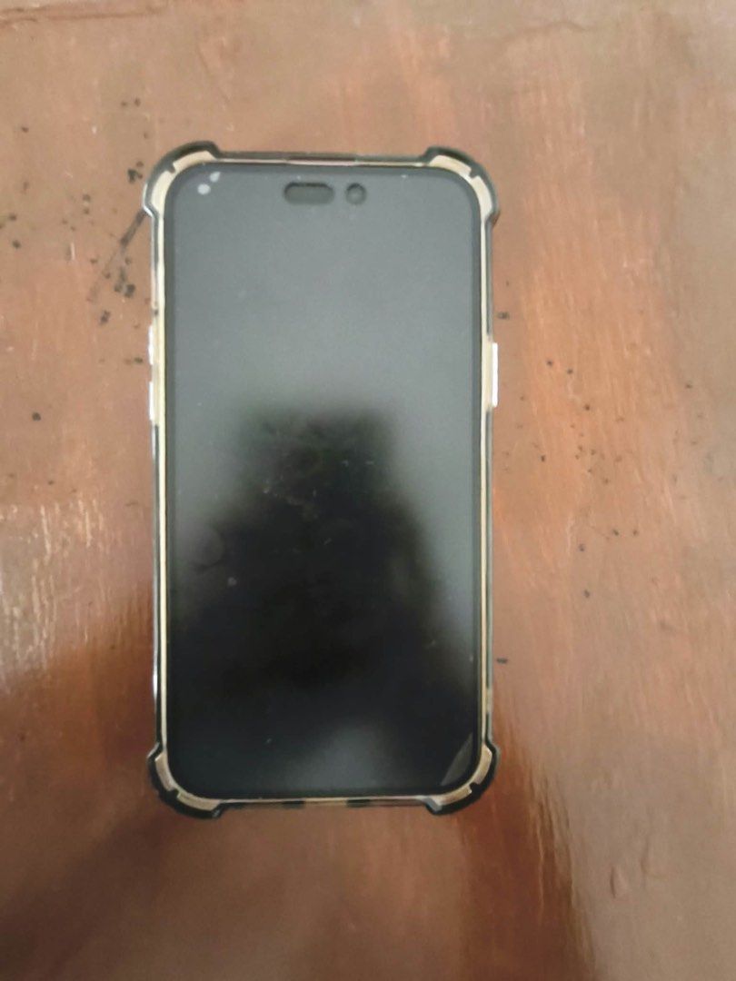 iPhone 15 Plus (Category: iPhone 15 Series) located in Manila. Submitted by rezzy580 (Listing ID 1465955609, Image 3). Description: Iphone 15 Plus🩷🩷🩷 Pink variant 🩷 128 GB Ios 26🍎 Battery life 75%🔋 True tone✅ Camera smooth✅ No history of repair✅ Issue: Few scratches on camera side lens not noticeable with case can send sample on pm Includes Hard transparent case Charging Cord Box Price: 22,500 (Nego if sure buyer) Loc: San pedro Meet only M