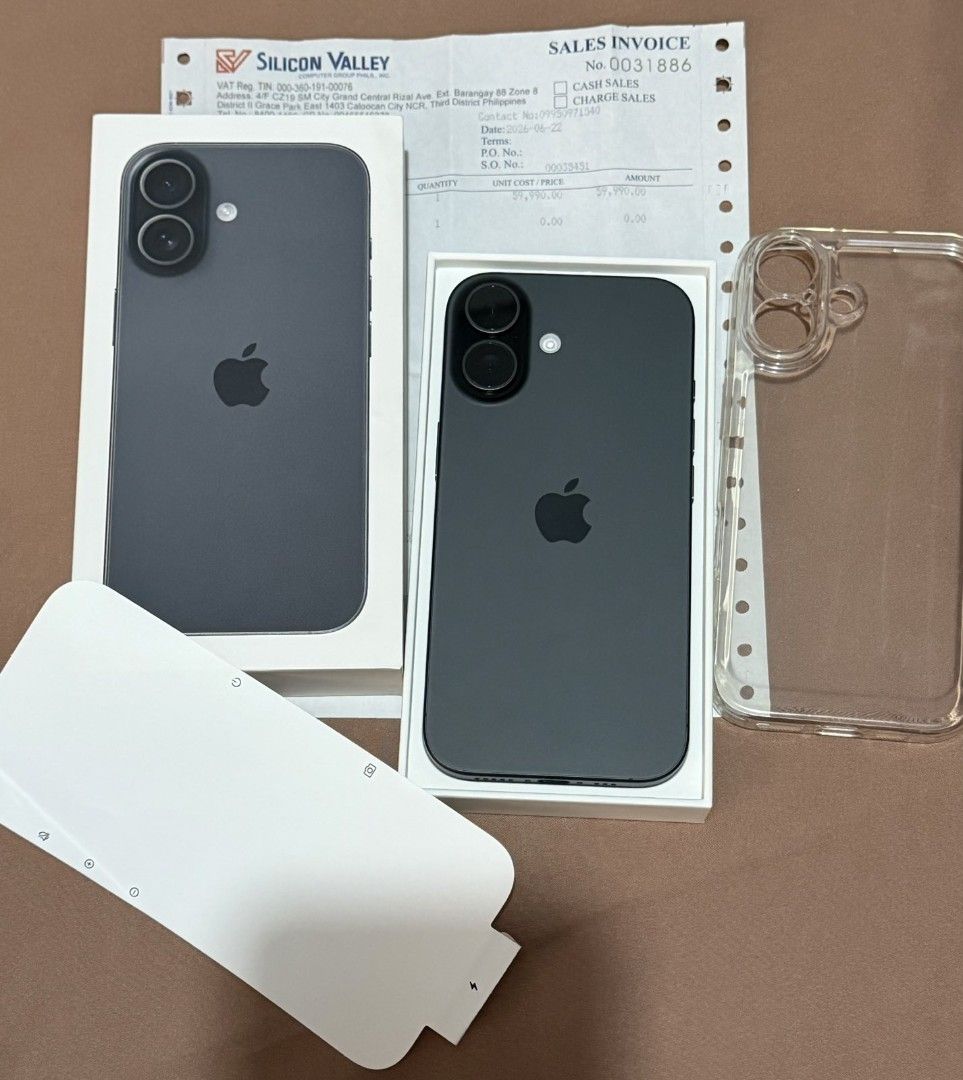 iPhone 17 256gb black openline from silicon valley (Category: Other Gadgets) located in Quezon City. Submitted by karla30 (Listing ID 1466042862, Image 1). Description: - iPhone 17 256gb - from Silicon Valley with receipt - Openline / NTC - Color: Black - Smoothness: 100% - Battery Health: 100% - Limited Warranty Expires: June 21, 2027 - Includes Box same imei and receipt clear case (no cord ❌️) - no issue or what‼️ - like new ₱44,000 Last price 