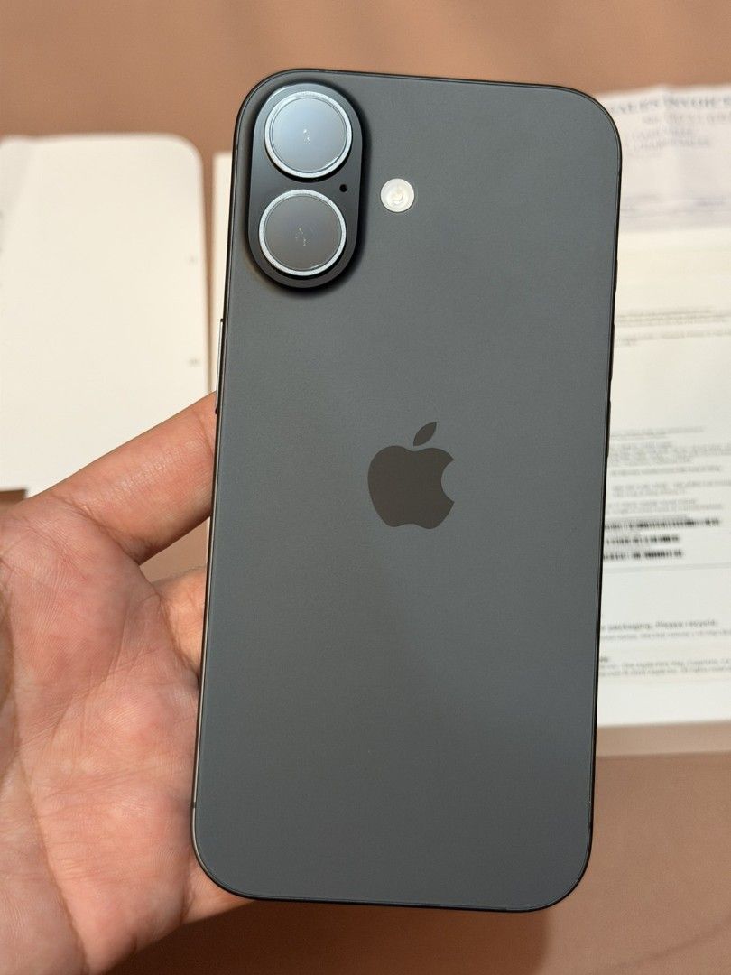 iPhone 17 256gb black openline from silicon valley (Category: Other Gadgets) located in Quezon City. Submitted by karla30 (Listing ID 1466042862, Image 3). Description: - iPhone 17 256gb - from Silicon Valley with receipt - Openline / NTC - Color: Black - Smoothness: 100% - Battery Health: 100% - Limited Warranty Expires: June 21, 2027 - Includes Box same imei and receipt clear case (no cord ❌️) - no issue or what‼️ - like new ₱44,000 Last price 