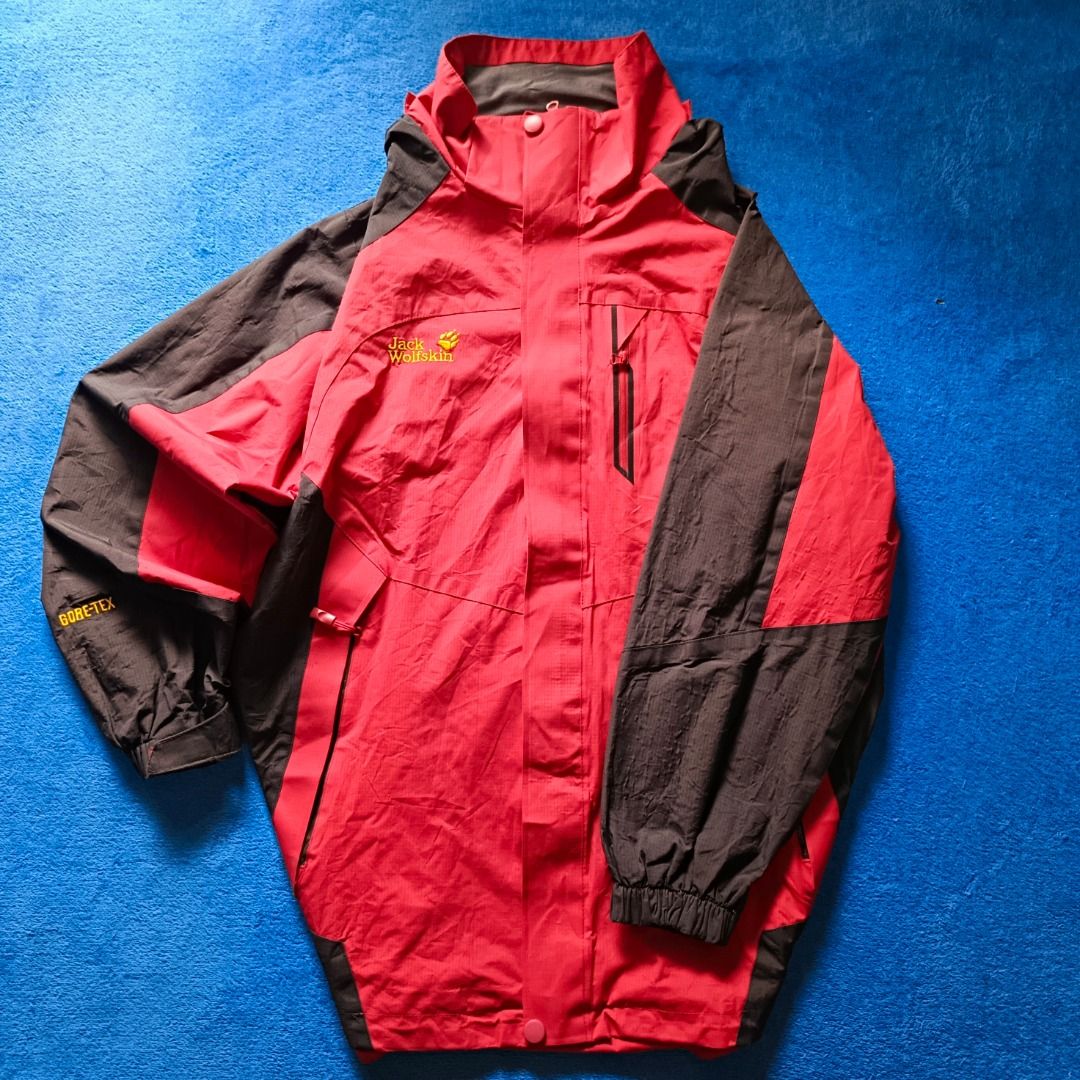 Jack Wolfskin Outdoor Jacket (Category: Coats, Jackets and Outerwear) located in Antipolo. Submitted by juliane_thrift-declutters (Listing ID 1466124827, Image 1). Description: Jack Wolfskin Outdoor Jacket Dimes: 31×21.5 Size: 4XL on tag Best fit to Large to 3XL • Detachable/Zipperized Hood • Working Zip • No Issue • Embroidered Logo • Complete Washtags • Overall Condition: 9.8/10 * Color may vary due to lighting.