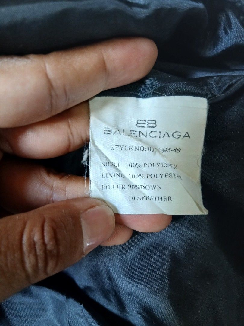 JACKET (Category: Coats, Jackets and Outerwear) located in Iriga City. Submitted by newbear-a710 (Listing ID 1466054944, Image 3). Description: Need wash Length 26,Width 24 Color Rate 9.5 or better Fresh from Bale.