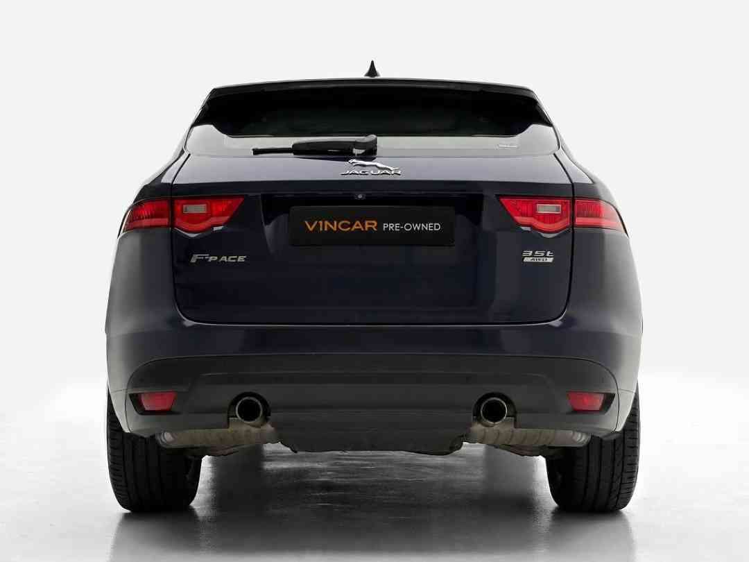 Jaguar F-PACE 3.0A V6 Supercharged R-Sport (Category: Used Cars) located in Singapore. Submitted by vincar_pre-owned (Listing ID 1465968472, Image 3). Description: Rare 3.0 R-Sport variant! Not your usual SUV, powerful and engaging drive on demand! Spacious and comfortable interior for any occasion! Contact us today to arrange a viewing for this unit at the v1ncar pre-owned showroom now! Accessories: Auto headlamps, Bluetooth, Panoramic glass roo