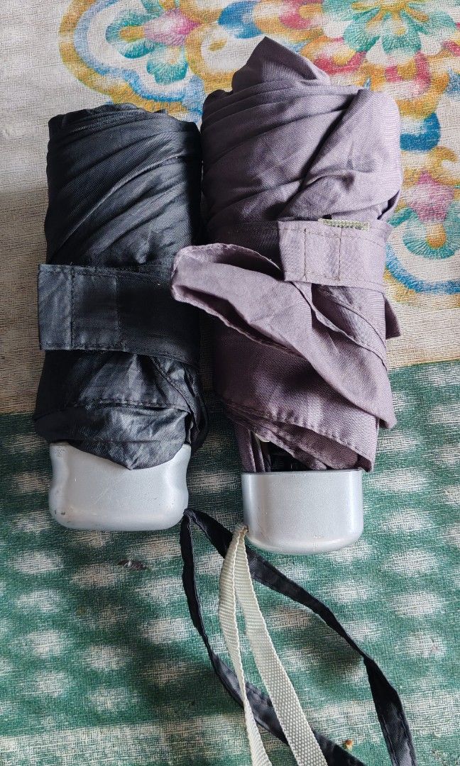 Japan surplus umbrella pocket size (Category: Umbrellas) located in Quezon City. Submitted by plantcorner (Listing ID 1465968758, Image 1). Description: 280 isa.