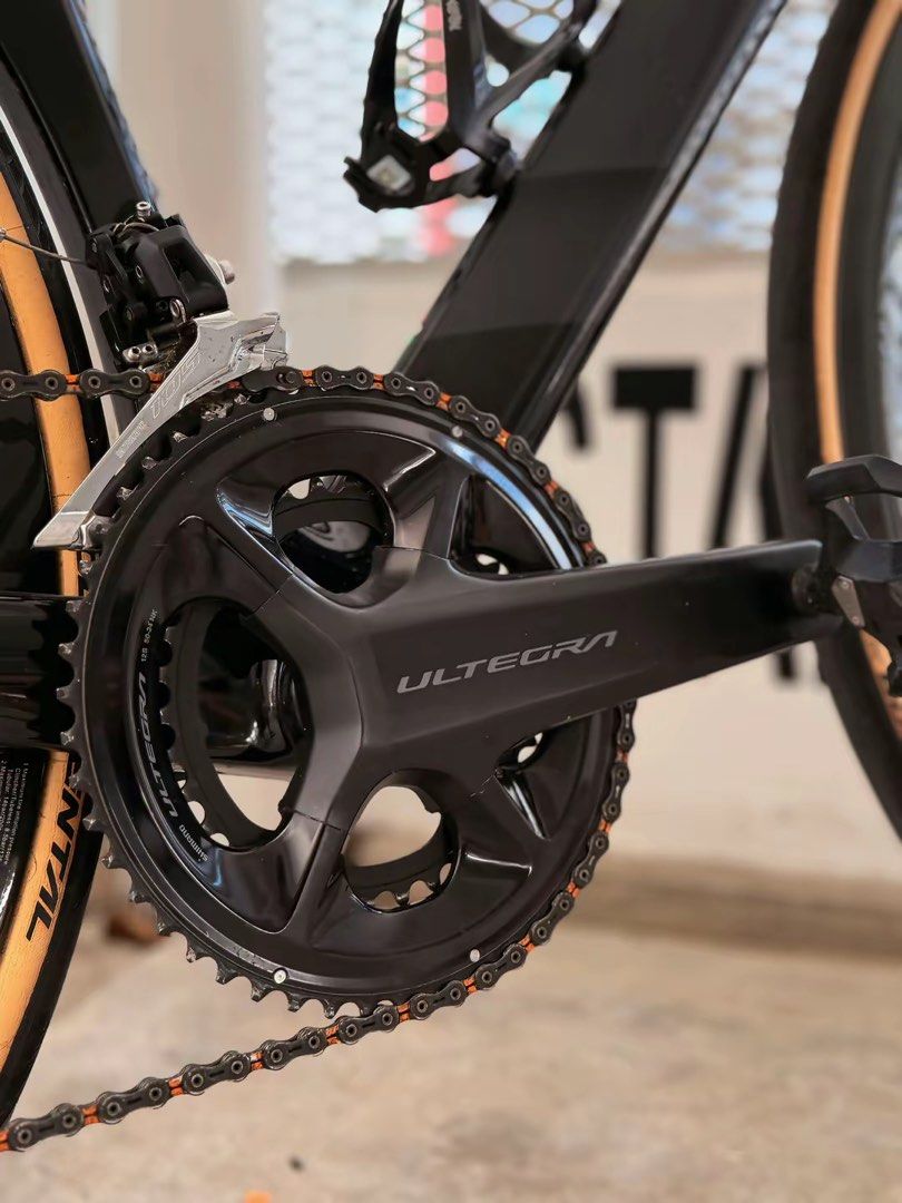 Java fuoco 2024 (Category: Bicycles) located in Singapore. Submitted by rarestone.0a101f (Listing ID 1465969587, Image 3). Description: Price is negotiable Java fuoco 2024 Full carbon frame and fork size 48 Shimano 105 groupset Ultegra crank Kmc sl speed chain Integrated decaf cockpit Decaf 40mm carbon wheels Gp5000 tyres Carbon seatpost 3d carbon saddle Bottle cage Pedals will be changed to flats unless you bring your own Extra acessories Nebula
