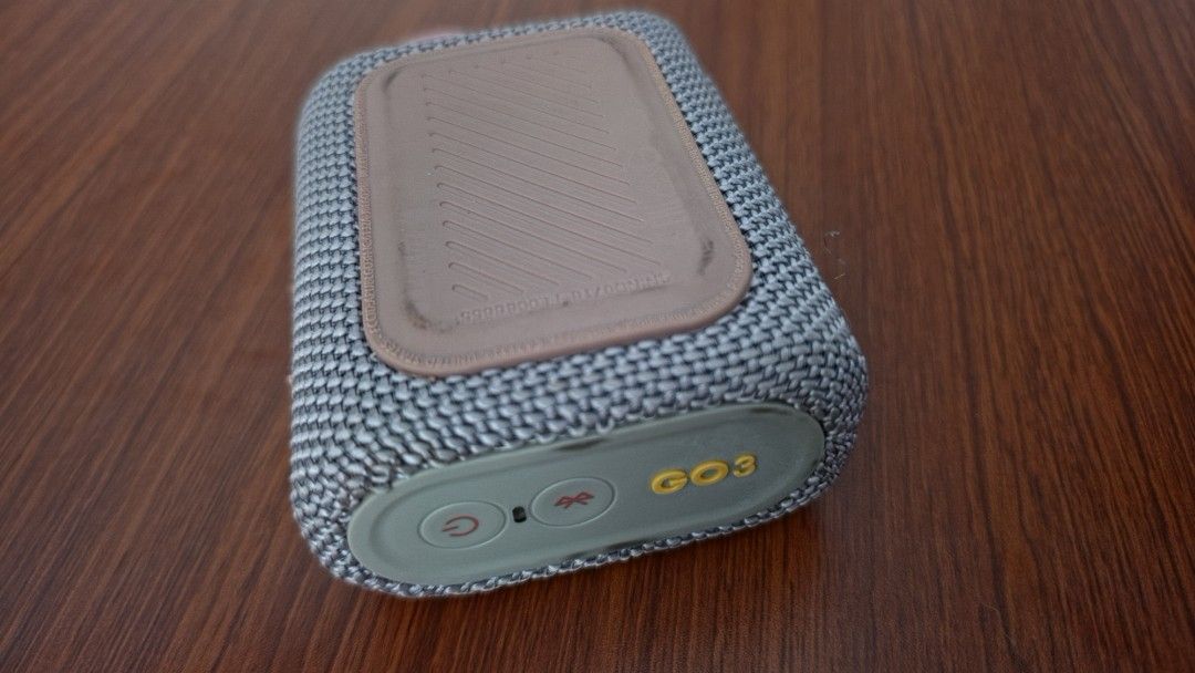 JBL Go 3 Portable Bluetooth Speaker Grey (Category: Soundbars, Speakers & Amplifiers) located in Makati City. Submitted by regalsteppermkt (Listing ID 1465956397, Image 3). Description: - only works if plugged in to a power source - Authentic JBL Go 3 portable wireless speaker - Color: Sleek Grey with Teal accents and vibrant Orange carry loop - Compact, grab-and-go design with a stable rubberized base - Easy-to-use tactile top controls and side 