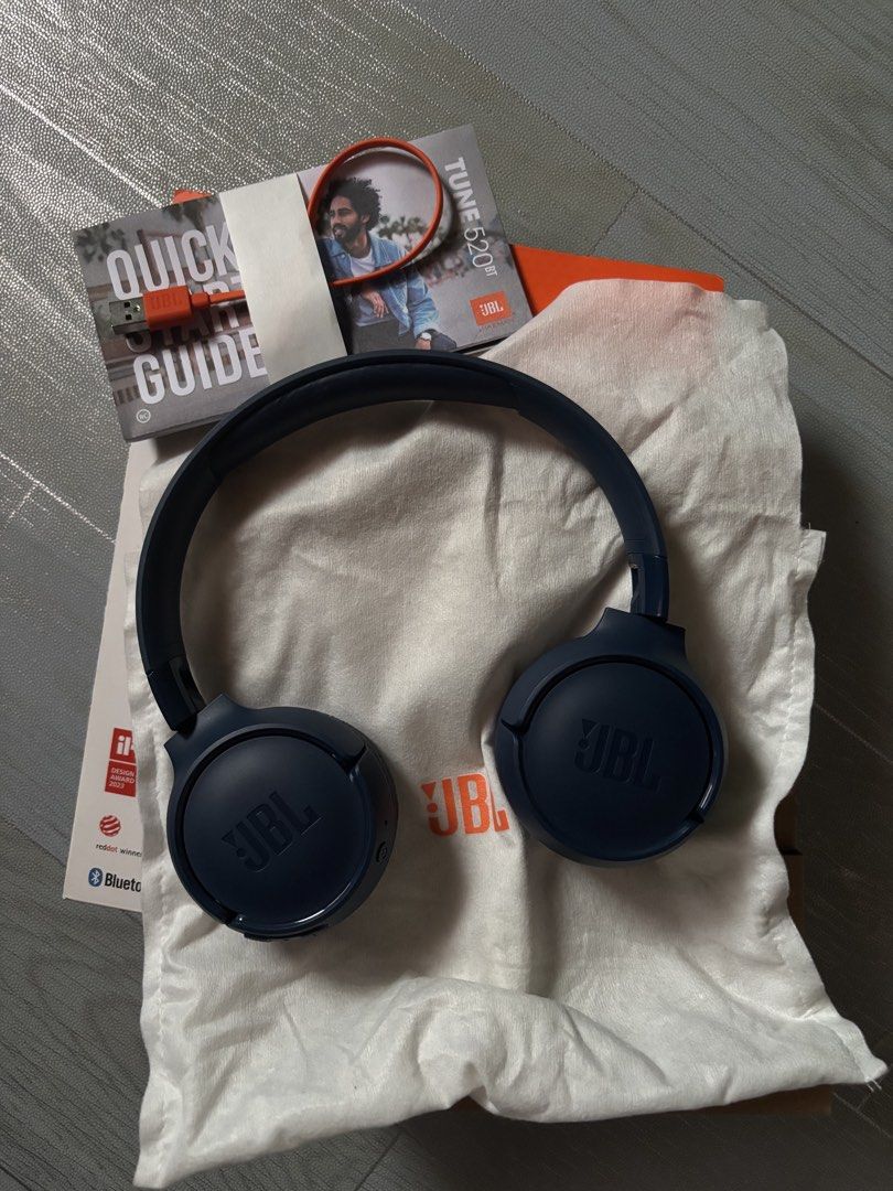 JBL TUNE 520bt (Category: Headphones & Headsets) located in Manila. Submitted by kena_ (Listing ID 1465957993, Image 2). Description: Still in very good condition. Bought it just this year and used for 6 months. Inclusions: •JBL Tune 520BT Headphones •USB-C Charging Cable • Original Box & Manuals .