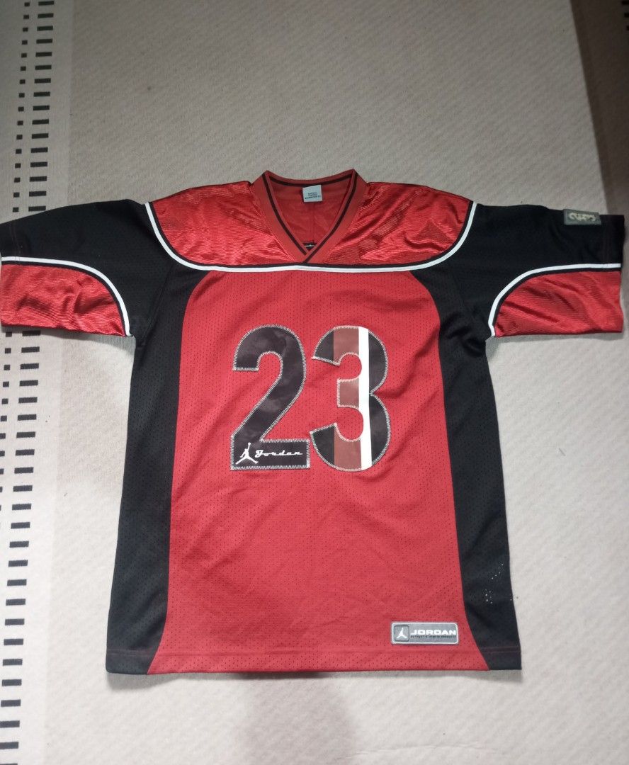 JORDAN JERSEY SHIRT (Category: Tshirts & Polo Shirts ) located in Imus. Submitted by wreckitralph_ (Listing ID 1466115548, Image 1). Description: .