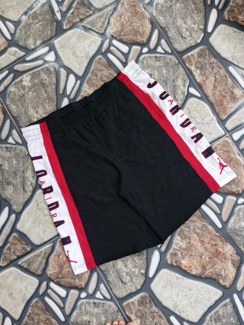 Jordan side script short (Category: Shorts) located in Baggao. Submitted by thriftislife123 (Listing ID 1466031497, Image 2). Description: w: freesize l:20 leg open:13 issue:none off/legit pm for more details.