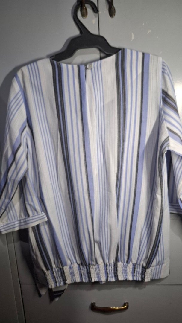 Juana Workday Striped Blue White Top (Category: Blouses) located in Rodriguez. Submitted by cvlon (Listing ID 1466046007, Image 2). Description: - Can send more pics if interested - Pag madami kukunin auto discount (Pwede sa ibang damit basta nakapost sa account ko) - DM FOR INQUIRIES and EXACT MEASUREMENT FOR SIZES - Loc: Rodriguez, Rizal - MOP: Cash on Pickup/Gcash/MariBank/GoTyme - Shipping: J&T/Lalamove.