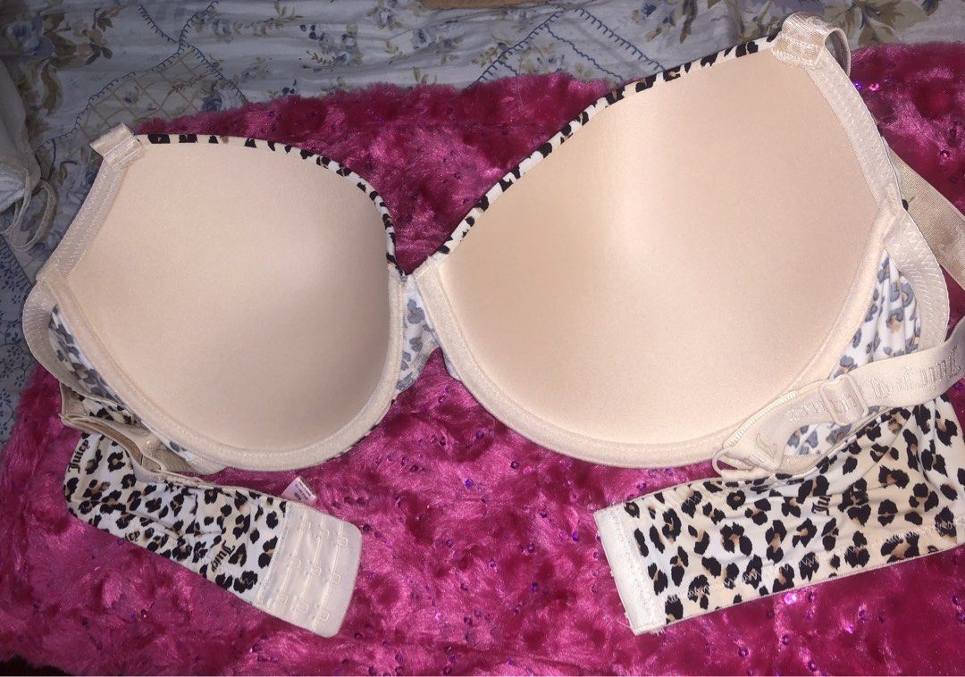 Juicy Couture Intimates Bra Leopard Size 42D (Category: Undergarments & Loungewear) located in Mandaluyong City. Submitted by jennyitems (Listing ID 1466133043, Image 3). Description: 🌸 Brand New! Size 42D 🌸 Design: Leopard 🌸 Clean. Brand New. 🌸 Shipping Fee c/o Buyer 🚚 🌸 For Plus Size 💃🏻 🌸 Juicy Couture Text all over! 😍👍 🌸 Very Nice! So gorgeous! 😍🩷 🌸 Shipping Fee c/o Buyer. Courier Options 🚚 : 1. Angkas 2. Lalamove 3. Joyride 4.