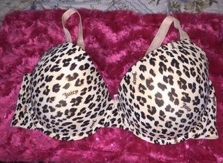 (Category: ) located in . Submitted by jennyitems (Listing ID 1466133043, Image 1). Description: .