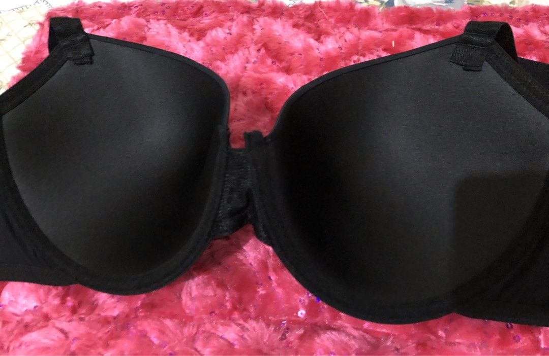 Juicy Couture Intimates 42D Black (Category: Undergarments & Loungewear) located in Mandaluyong City. Submitted by jennyitems (Listing ID 1466138973, Image 2). Description: 🌸 Brand New! Size 42D 🌸 Design: Black 💋 🌸 Clean. Brand New. 🌸 Shipping Fee c/o Buyer 🚚 🌸 For Plus Size 💃🏻 🌸 Juicy Couture Text on Straps! 😍👍 🌸 Very Nice! So gorgeous! 😍🩷 🌸 Shipping Fee c/o Buyer. Courier Options 🚚 : 1. Angkas 2. Lalamove 3. Joyride 4. Grab 5. 