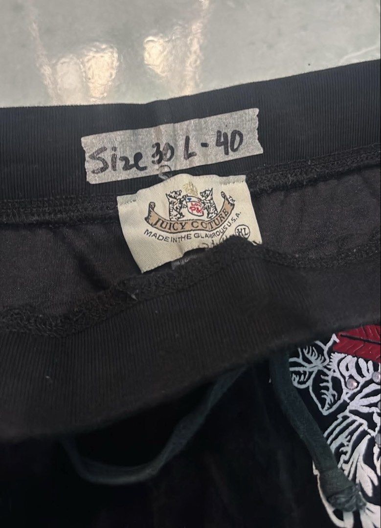 JUICY COUTURE PANTS (Category: Other Bottoms) located in Lubao. Submitted by aizgoodthrift (Listing ID 1465968920, Image 3). Description: Juicy Couture Pants Velvet no issue xl on tag good condition.