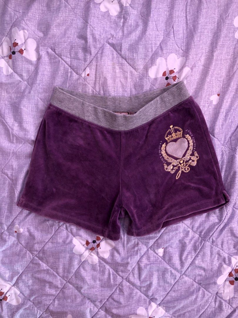 Juicy Couture Velvet Shorts! (Category: Shorts) located in Calabanga. Submitted by mojiafinds (Listing ID 1466059676, Image 1). Description: Juicy Couture velvet shorts! Size: 26-28 Good condii.