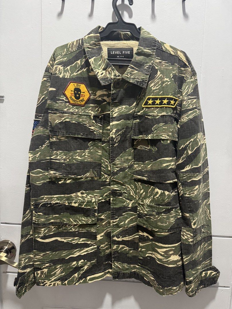 Jungle Jacket | Non Govt Issued. (Category: Coats, Jackets and Outerwear) located in Davao. Submitted by buymyclosetph (Listing ID 1466102680, Image 1). Description: No flaws —- Length 26 — Width 20 .